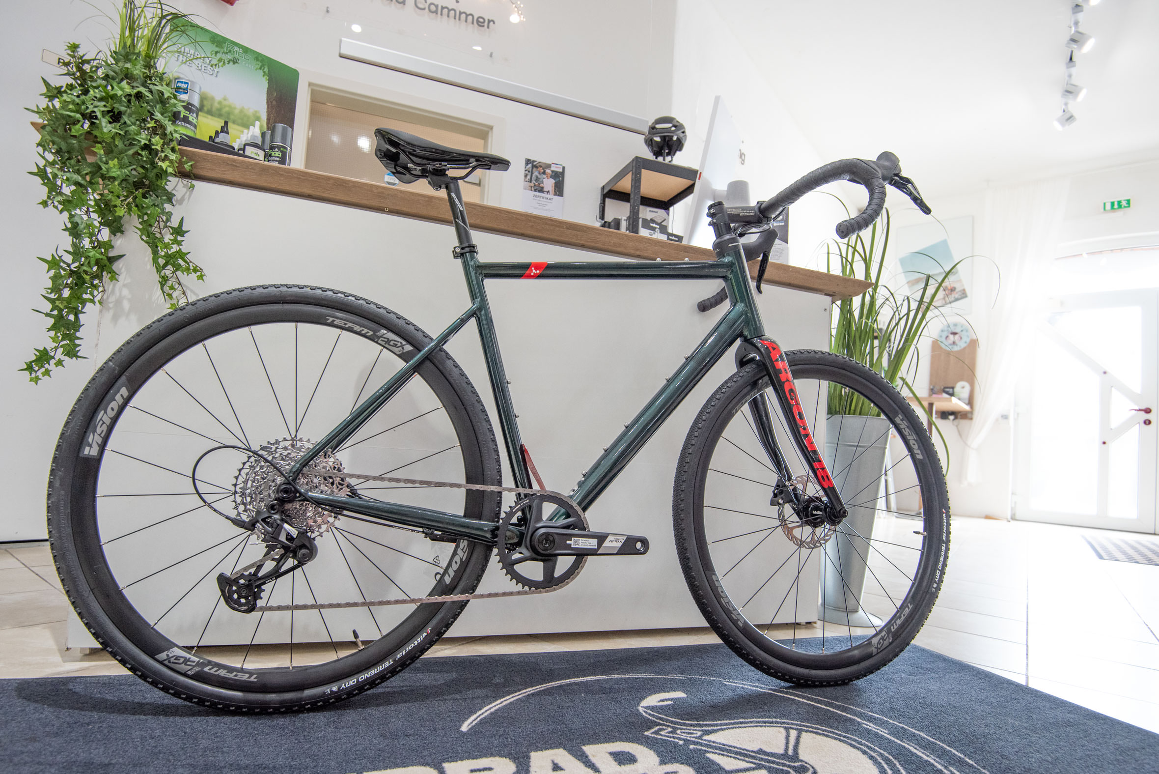Argon 18 Gravel Bike Grey Matter SRAM APEX XPLR | 2025