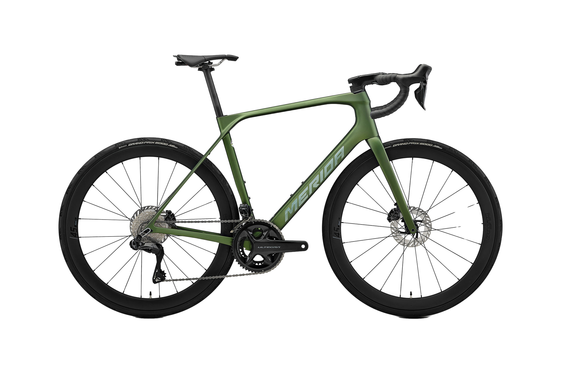 MERIDA SCULTURA ENDURANCE 8000 Matt Fog Green / Silver | 2026 auf weißem Hintergrund