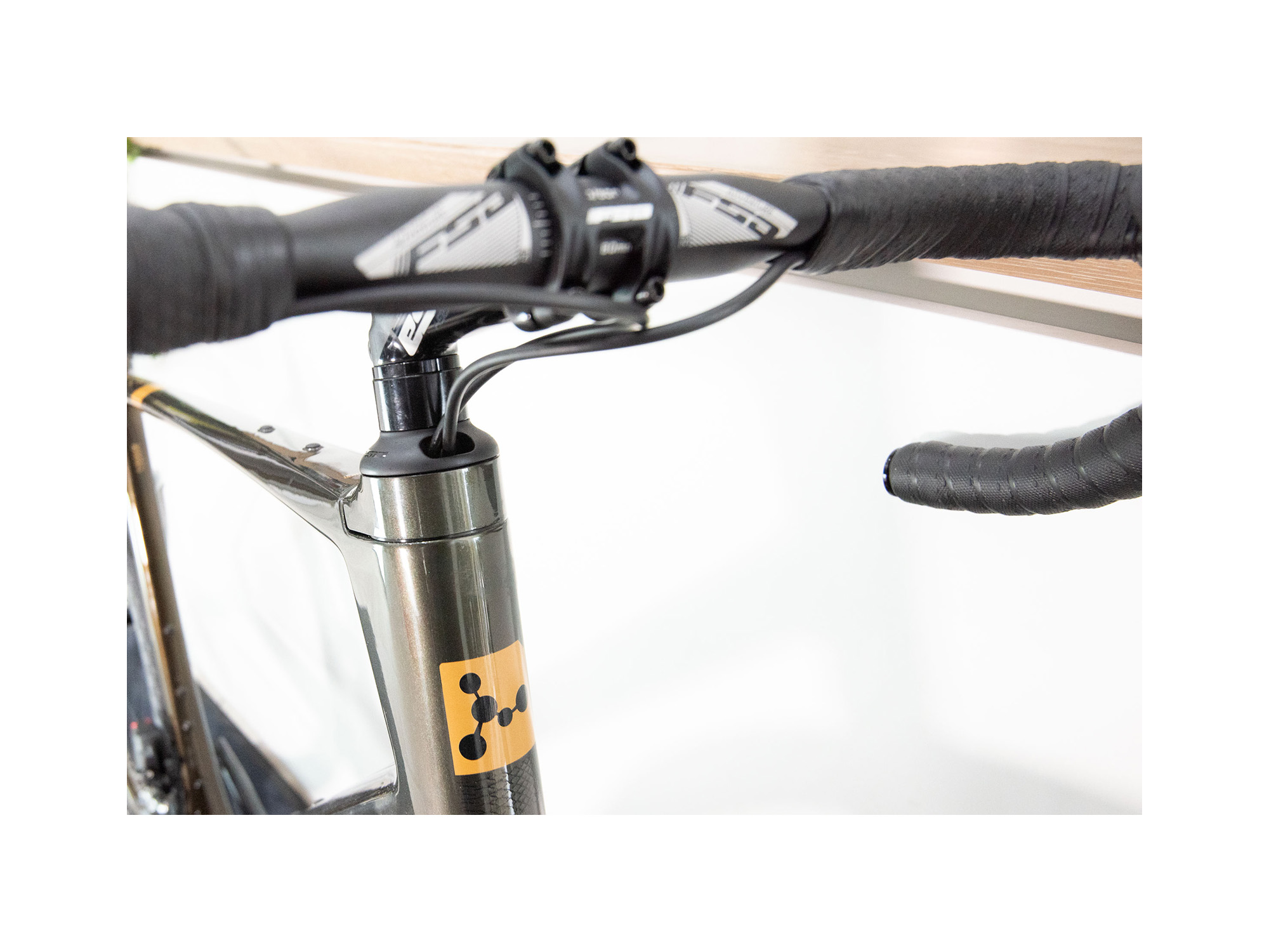 Argon 18 Gravel Bike Dark Matter Rivale AXS Wild Olive | 2024