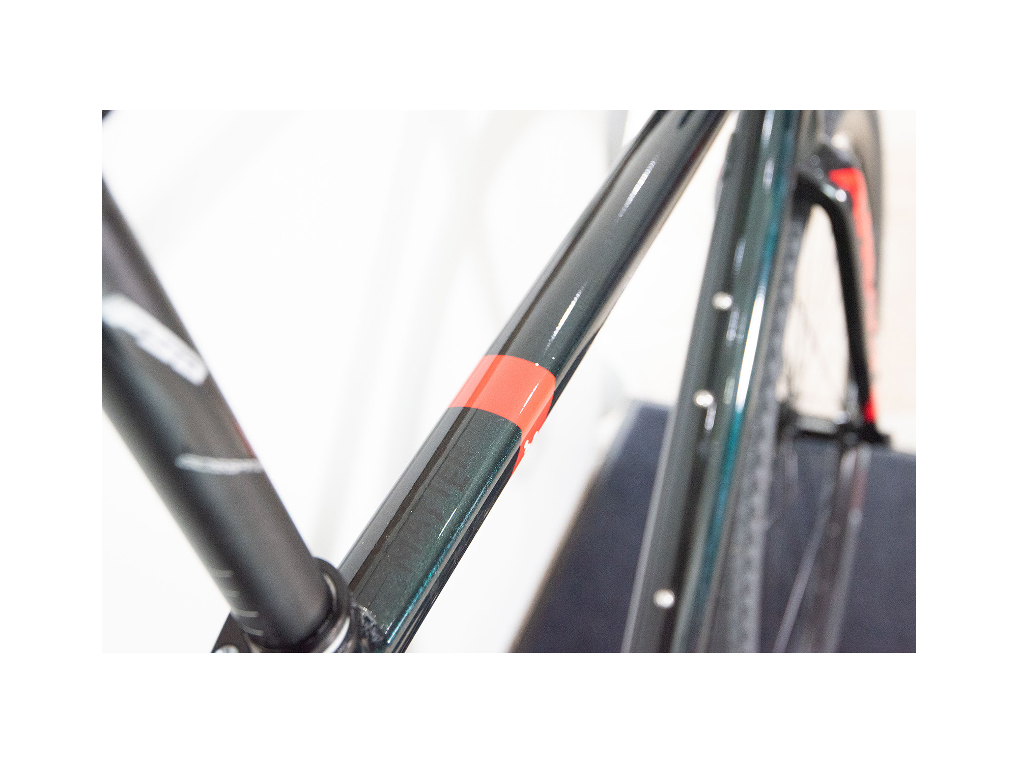 Argon 18 Gravel Bike Grey Matter SRAM APEX AXS XPLR | 2025