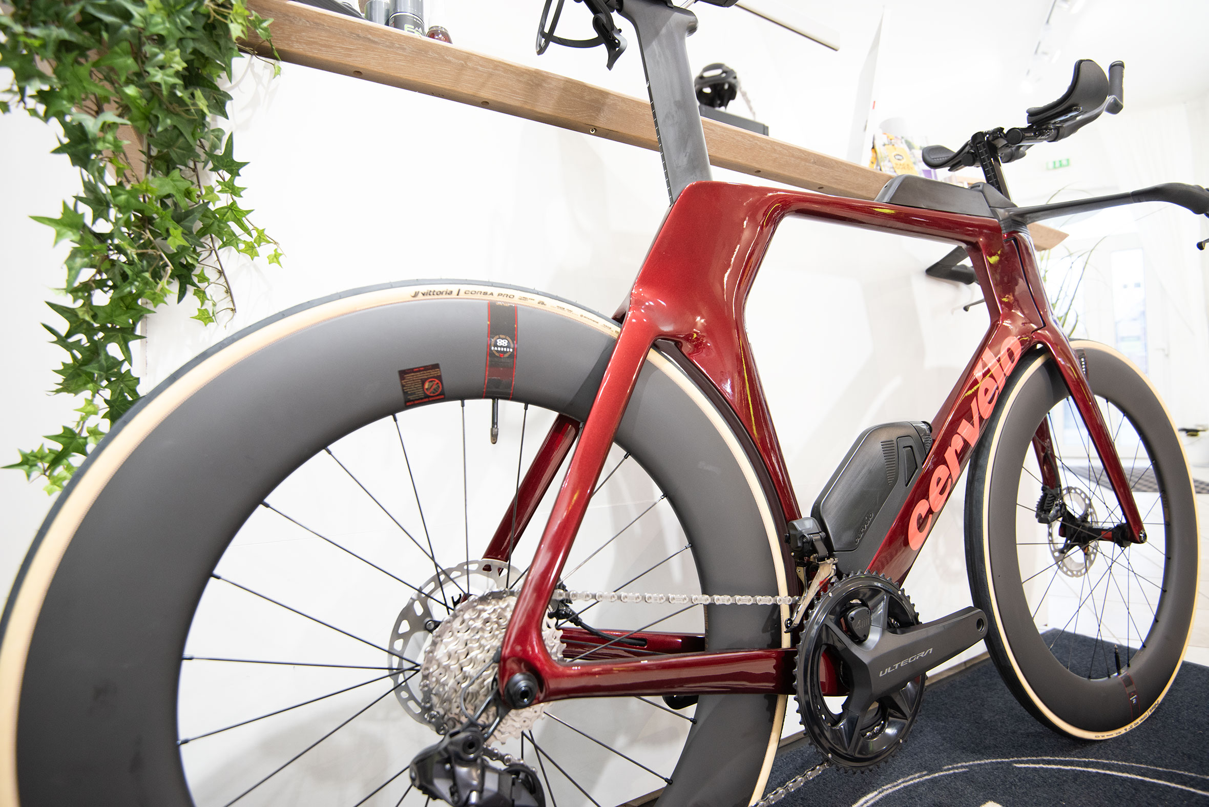 Triathlon Bike Cervélo P5 Ultegra Di2 Red Hot | 2026