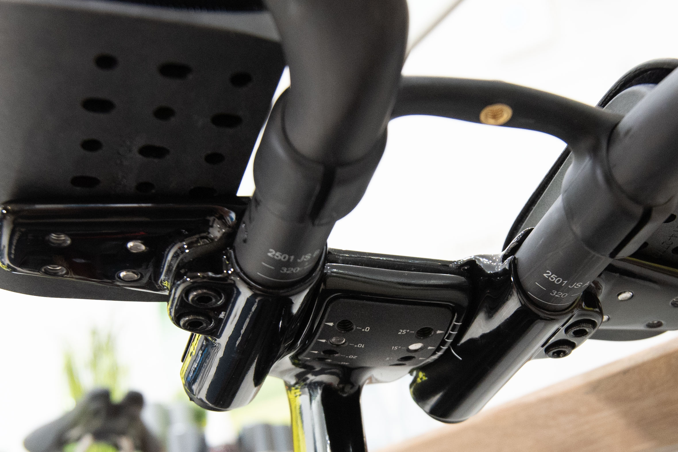 Triathlon Bike Cervélo P5 Ultegra Di2 Red Hot | 2026