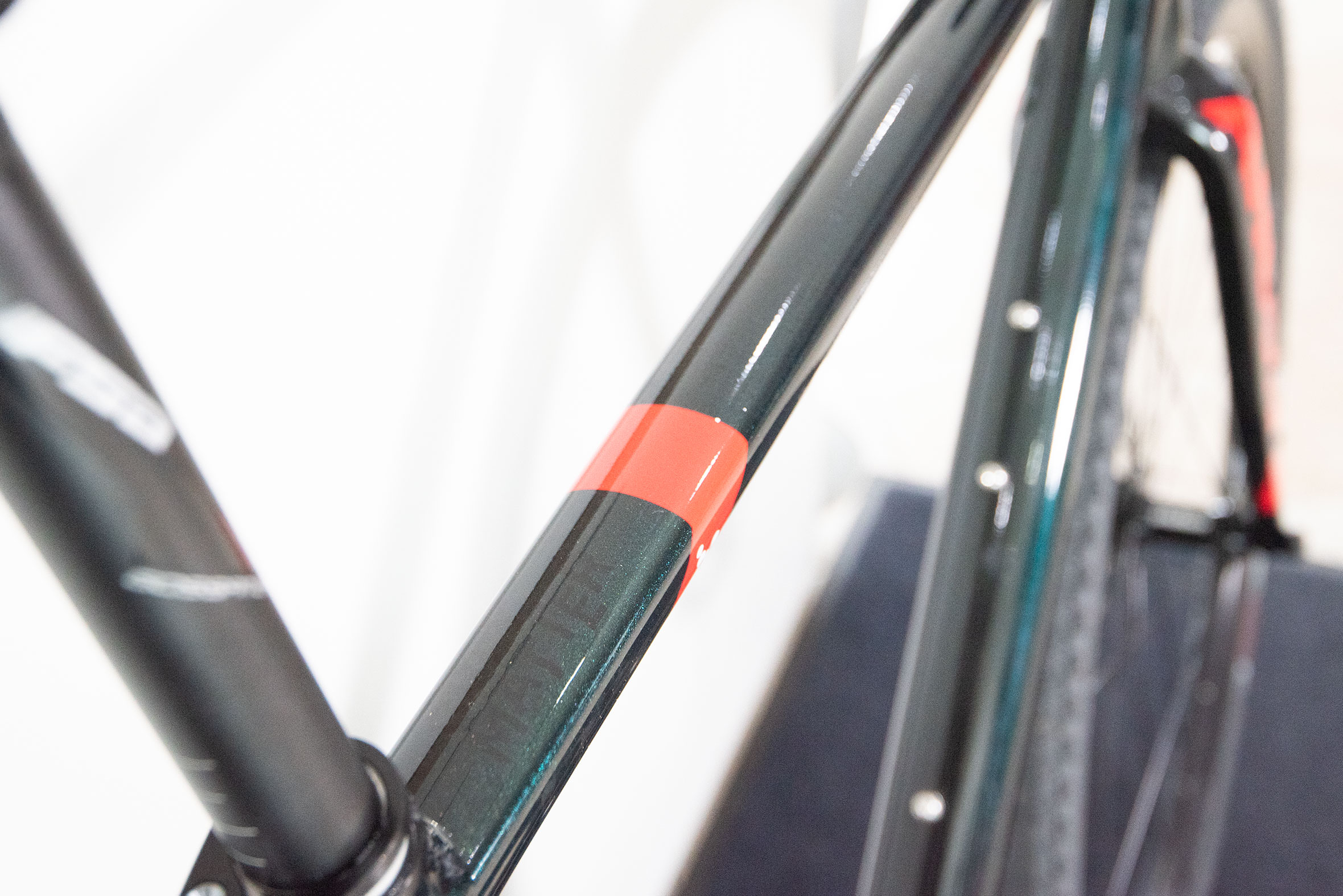 Argon 18 Gravel Bike Grey Matter SRAM APEX AXS XPLR | 2025