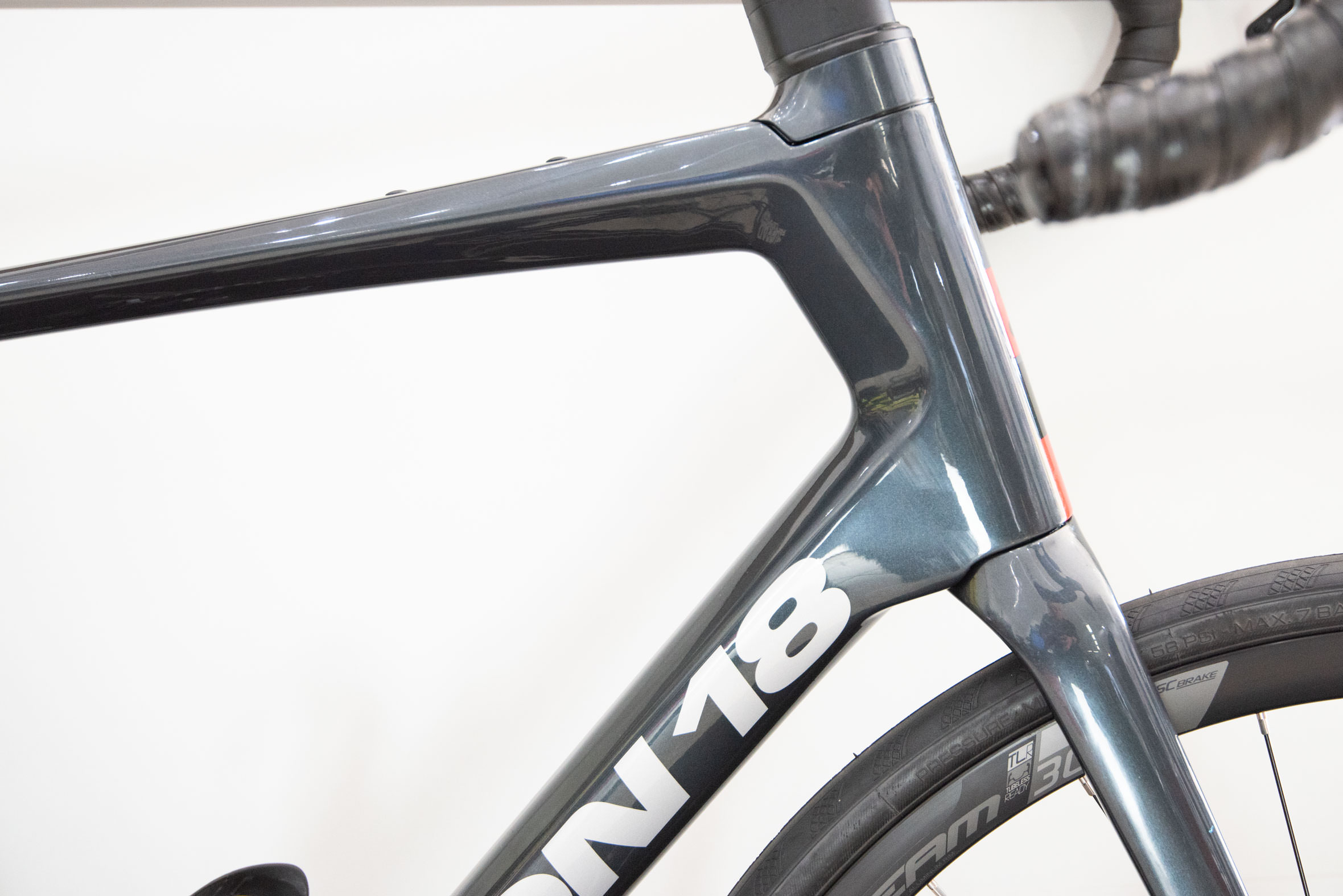 Rennrad Argon 18 Equation - Sram Rival AXS Asphalt Grey | 2025