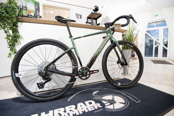 | Argon 18 Dark Matter SRAM Rival XPLR AXS | 2026