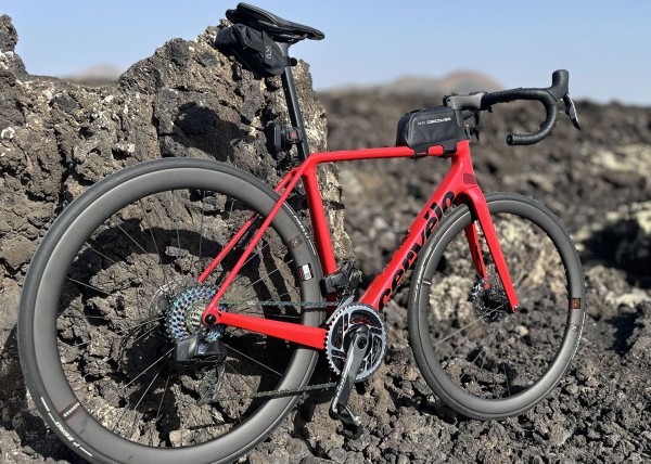 | Rennrad Cervélo R5 Tiger Eye SRAM RED E1 | 2025