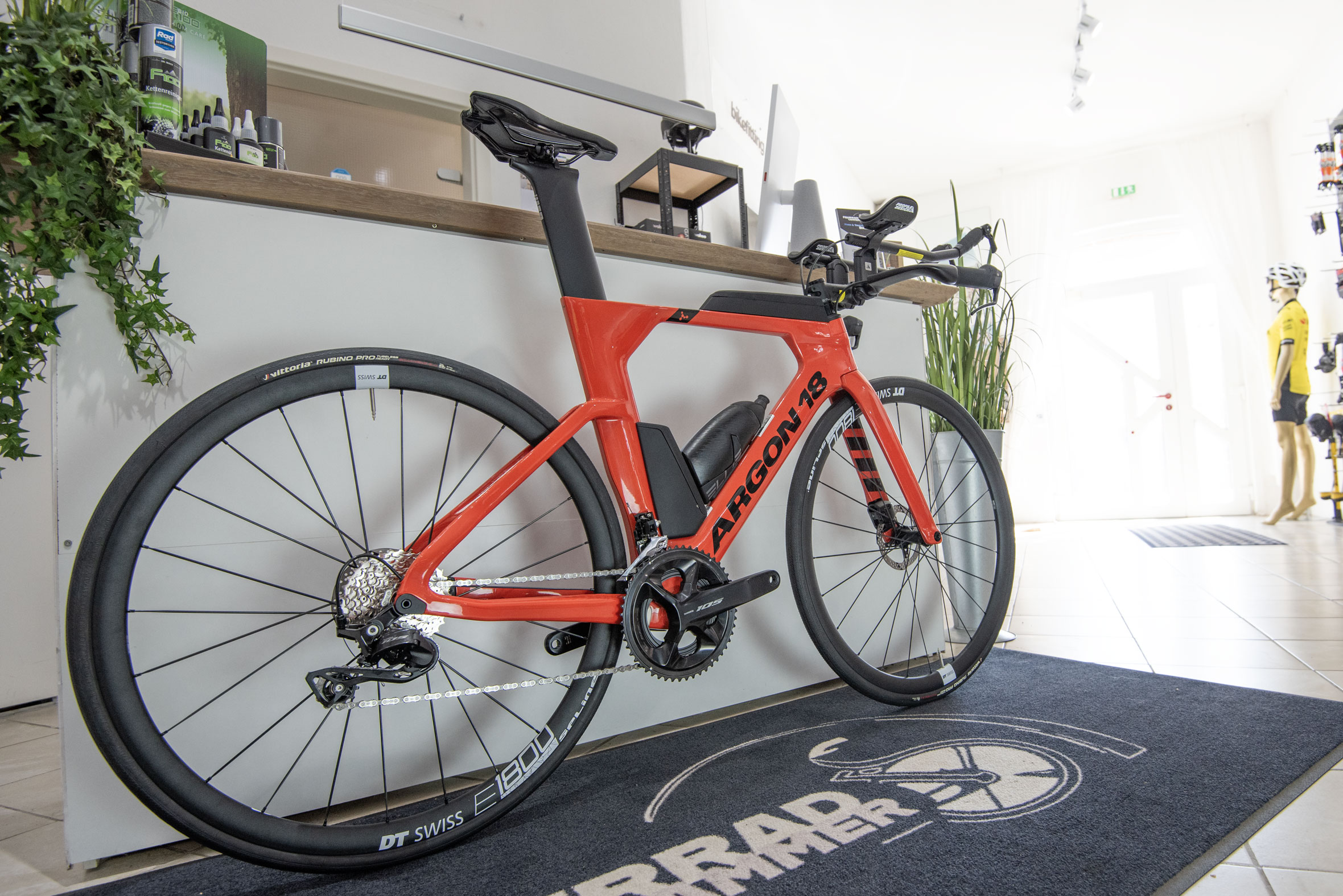 argon18-e-117-Flaming-red-2025