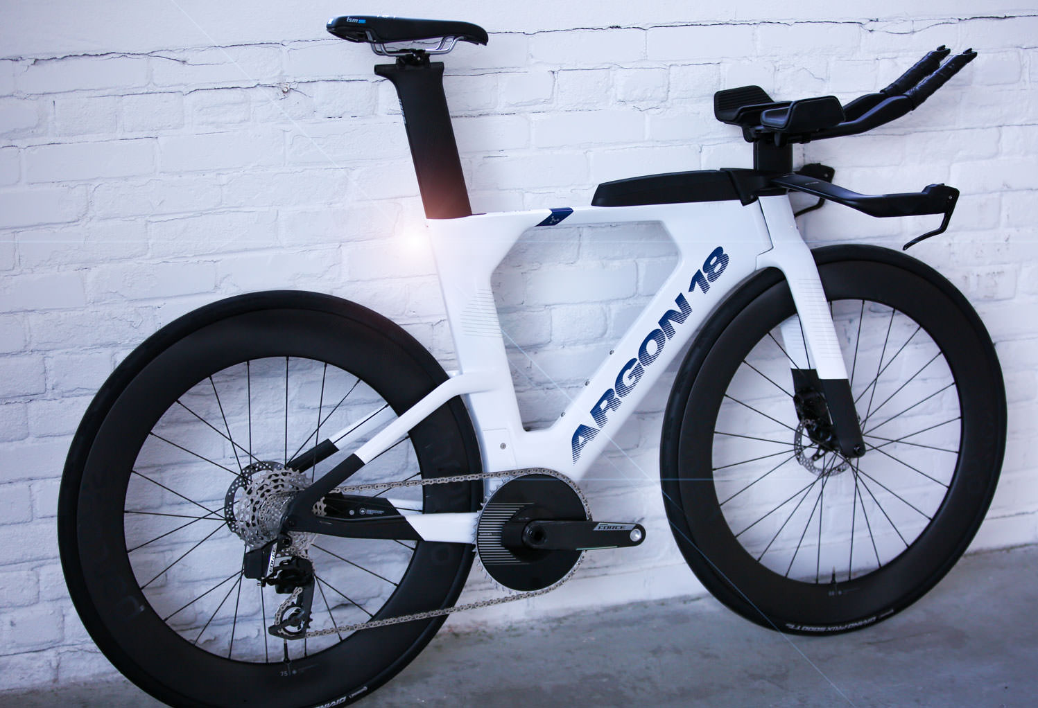 argon-18-e-119-titanium-white-force-axs-classified