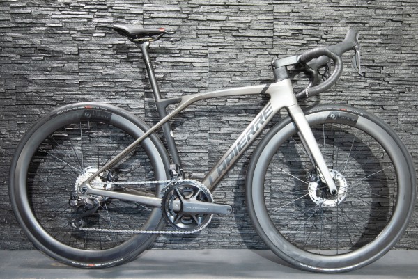 | Rennrad Lapierre Xelius SL Ultegra DI2 2x12 RH49 | 2024